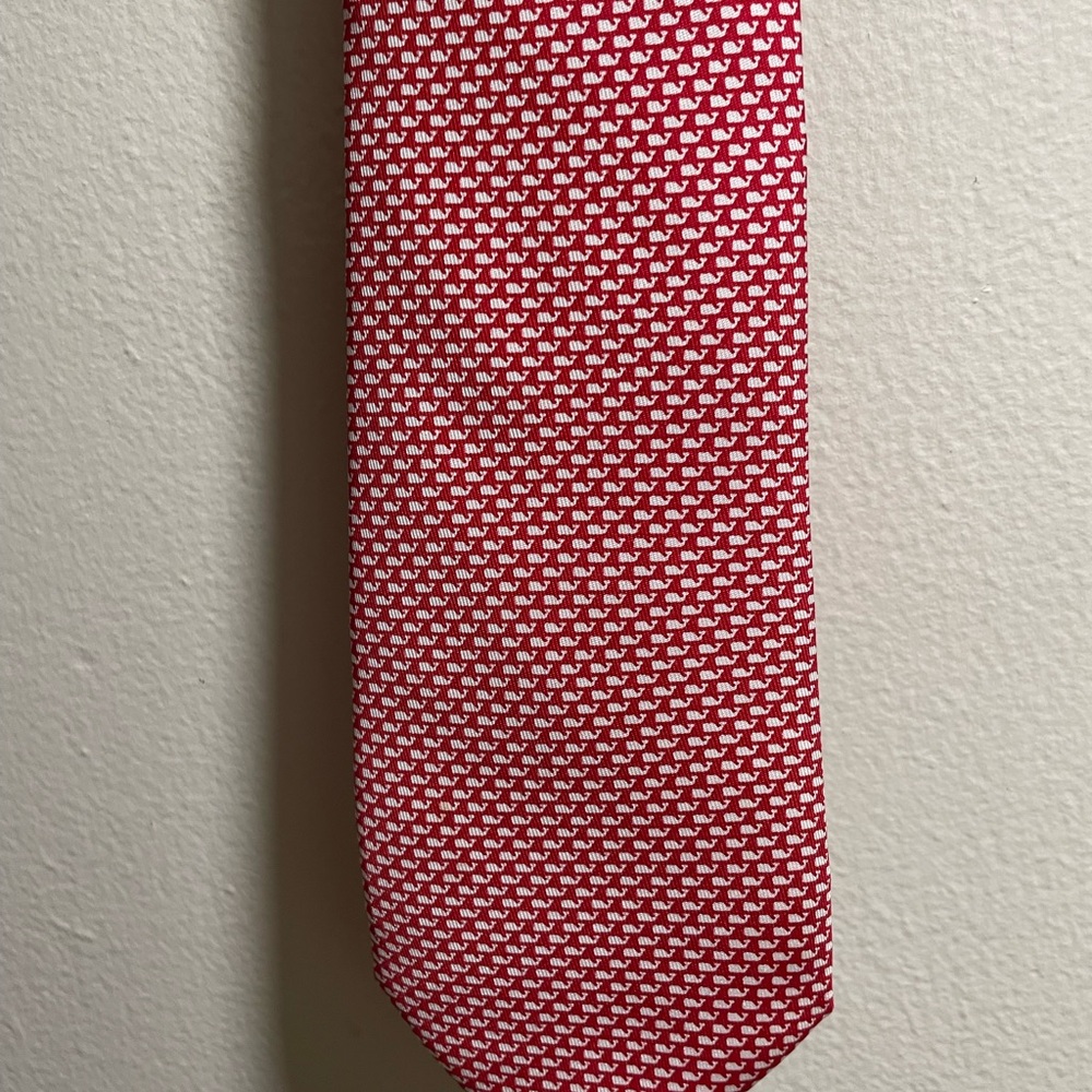 Vineyard Vines Whale Pattern Tie - image 1